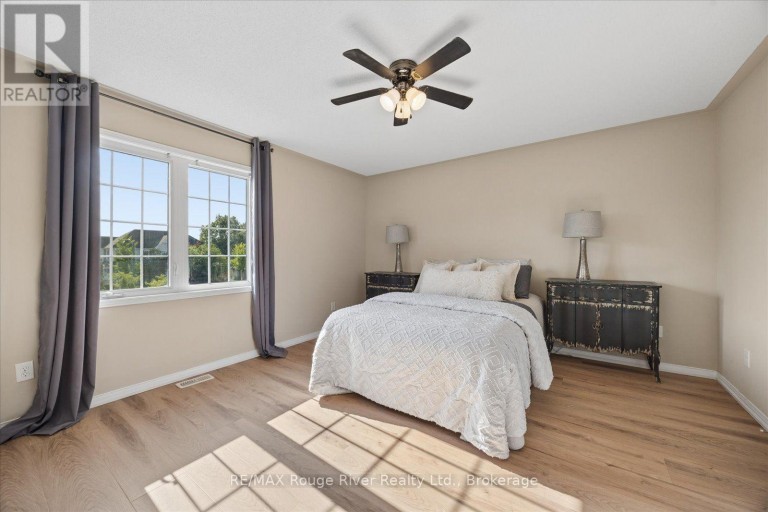 85 LANDER CRESCENT, Clarington (Bowmanville), Ontario, L1C0L4