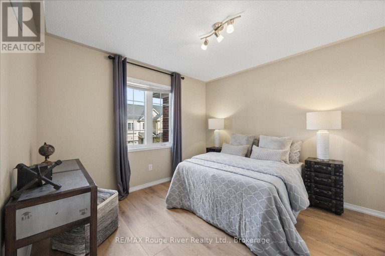 85 LANDER CRESCENT, Clarington (Bowmanville), Ontario, L1C0L4