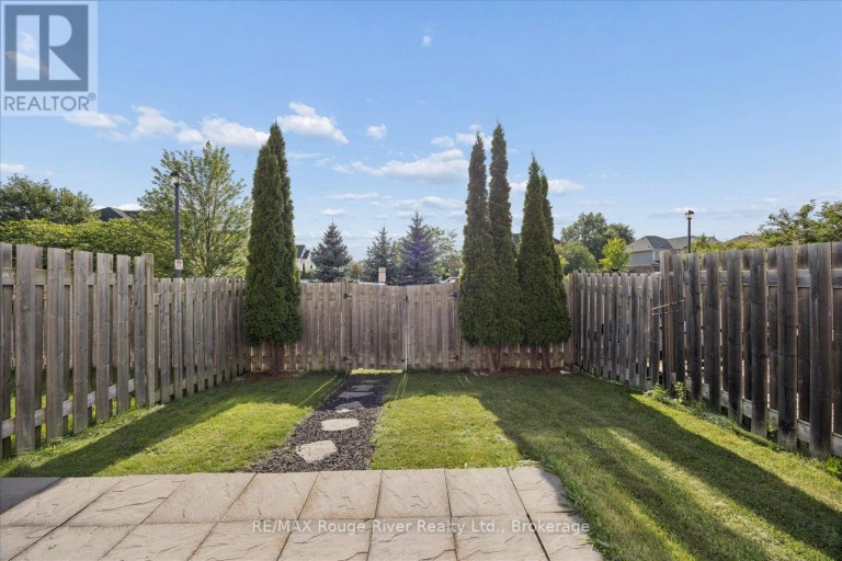 85 LANDER CRESCENT, Clarington (Bowmanville), Ontario, L1C0L4