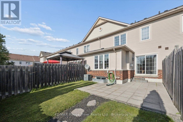 85 LANDER CRESCENT, Clarington (Bowmanville), Ontario, L1C0L4