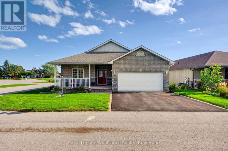 32 MERRILL DRIVE, Prince Edward County (Wellington Ward), Ontario, K0K3L0