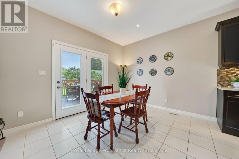 32 MERRILL DRIVE, Prince Edward County (Wellington Ward), Ontario, K0K3L0
