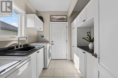 32 MERRILL DRIVE Prince Edward County (Wellington Ward) Ontario photo 15