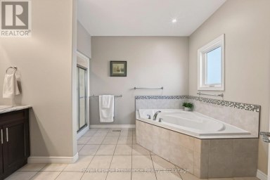 32 MERRILL DRIVE Prince Edward County (Wellington Ward) Ontario photo 18