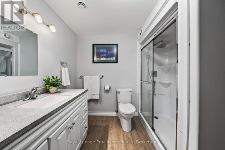 32 MERRILL DRIVE, Prince Edward County (Wellington Ward), Ontario, K0K3L0