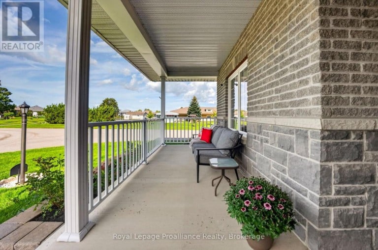 32 MERRILL DRIVE, Prince Edward County (Wellington Ward), Ontario, K0K3L0