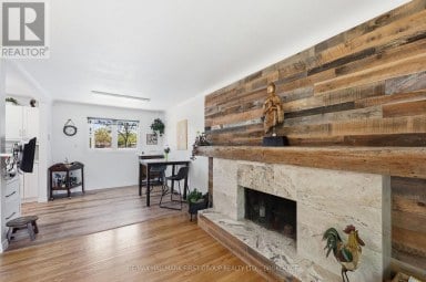 19 DEDRICK DRIVE, Kingston (Central City West) Ontario