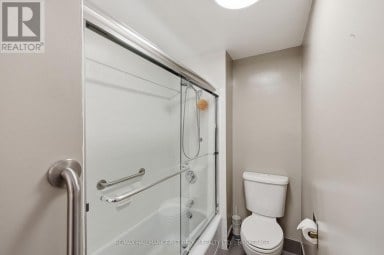 19 DEDRICK DRIVE, Kingston (Central City West) Ontario