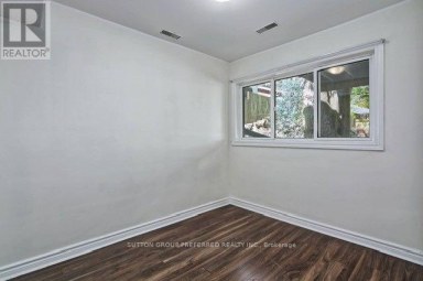 202 MICHAELMAS STREET London East (East C) Ontario photo 12