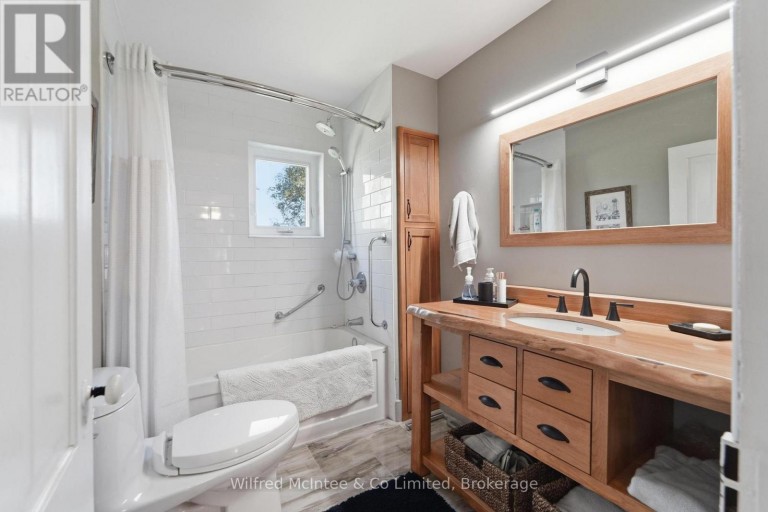 12 BISMARK STREET N, South Bruce, Ontario, N0G2J0