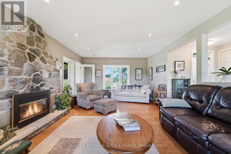 12 BISMARK STREET N, South Bruce, Ontario, N0G2J0