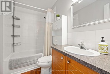 27 JOYCE LANE The Archipelago (Archipelago South) Ontario photo 12