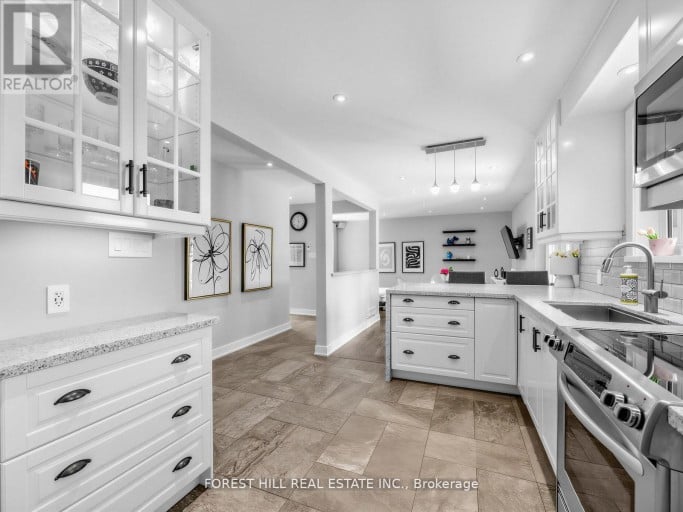 72 WOODGARDEN CRESCENT, Toronto (West Hill), Ontario, M1E3K2