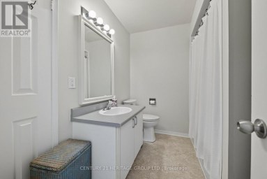 39 HARMONY CIRCLE Bradford West Gwillimbury (Bradford) Ontario photo 16
