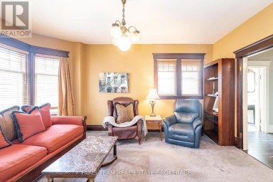 105 BARRIE STREET Bradford West Gwillimbury (Bradford) Ontario photo 15