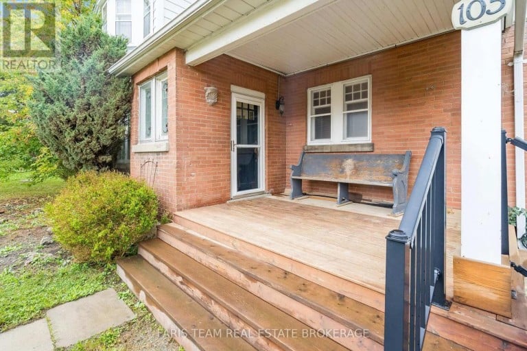 105 BARRIE STREET, Bradford West Gwillimbury (Bradford), Ontario, L9S2C9