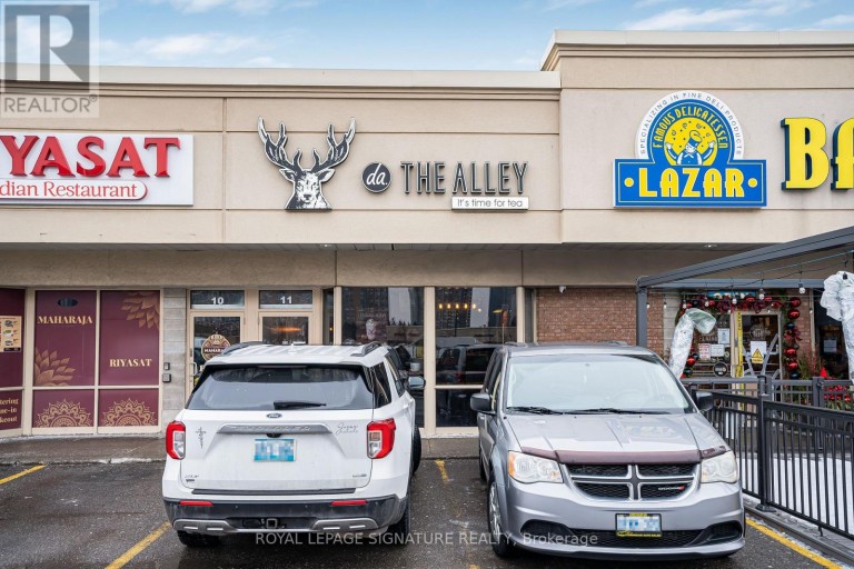 11 - 325 CENTRAL PARKWAY W, Mississauga (Fairview), Ontario, L5B3X9