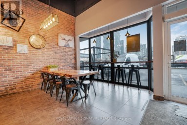 11 - 325 CENTRAL PARKWAY W Mississauga (Fairview) Ontario photo 3