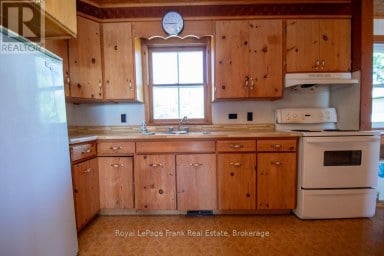 20 FIRE ROUTE 60 Trent Lakes Ontario photo 14