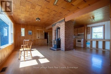 20 FIRE ROUTE 60 Trent Lakes Ontario photo 7