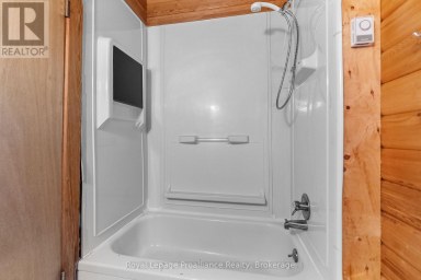 596 RIVER ROAD Hastings Highlands (Bangor Ward) Ontario photo 16