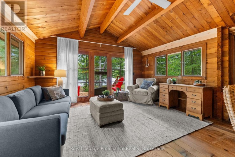596 RIVER ROAD, Hastings Highlands (Bangor Ward), Ontario, K0J1B0