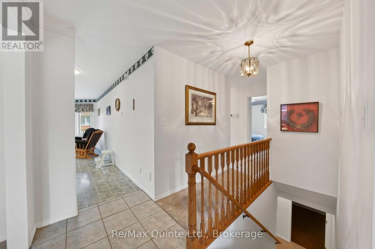 26 OAK RIDGE BOULEVARD, Belleville (Belleville Ward), Ontario, K8N5W1