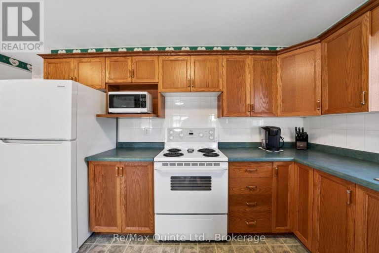 26 OAK RIDGE BOULEVARD, Belleville (Belleville Ward), Ontario, K8N5W1