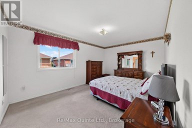 26 OAK RIDGE BOULEVARD Belleville (Belleville Ward) Ontario photo 23