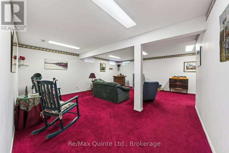 26 OAK RIDGE BOULEVARD, Belleville (Belleville Ward), Ontario, K8N5W1