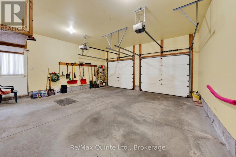 26 OAK RIDGE BOULEVARD, Belleville (Belleville Ward), Ontario, K8N5W1
