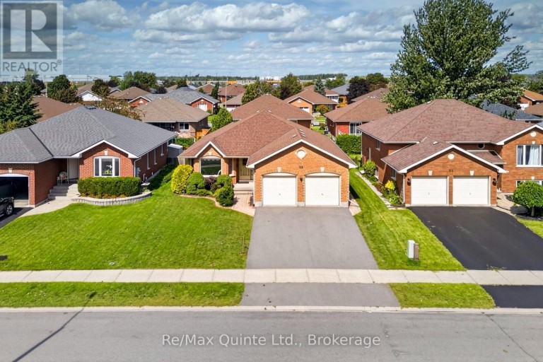 26 OAK RIDGE BOULEVARD, Belleville (Belleville Ward), Ontario, K8N5W1