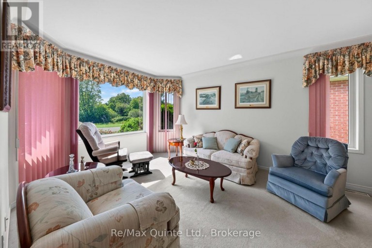 26 OAK RIDGE BOULEVARD, Belleville (Belleville Ward), Ontario, K8N5W1