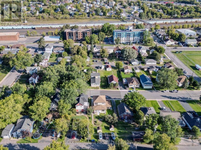 617 FIRST STREET S, Kenora (Central), Ontario, P9N1E1