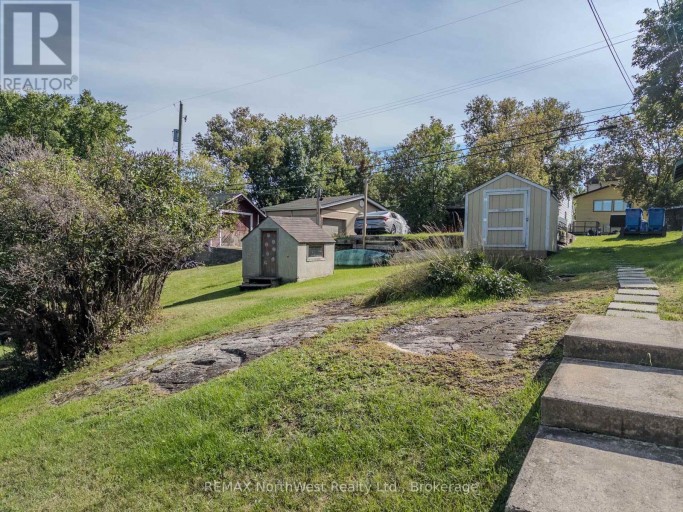 617 FIRST STREET S, Kenora (Central), Ontario, P9N1E1
