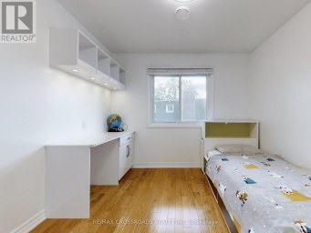 49 KING LOUIS CRESCENT Toronto (L'Amoreaux) Ontario photo 25