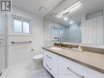 49 KING LOUIS CRESCENT Toronto (L'Amoreaux) Ontario photo 28