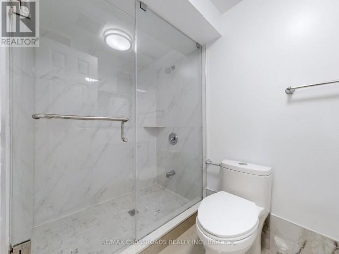 49 KING LOUIS CRESCENT, Toronto (L'Amoreaux), Ontario, M1T2X1