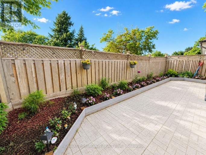 49 KING LOUIS CRESCENT, Toronto (L'Amoreaux), Ontario, M1T2X1
