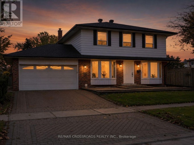 49 KING LOUIS CRESCENT, Toronto (L'Amoreaux), Ontario, M1T2X1