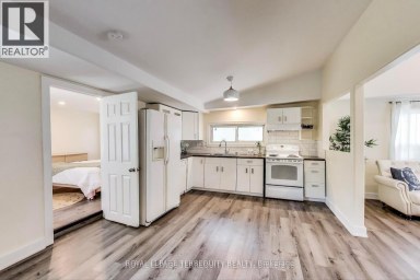 3251 RAVENSHOE ROAD East Gwillimbury Ontario photo 10