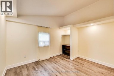 3251 RAVENSHOE ROAD East Gwillimbury Ontario photo 16