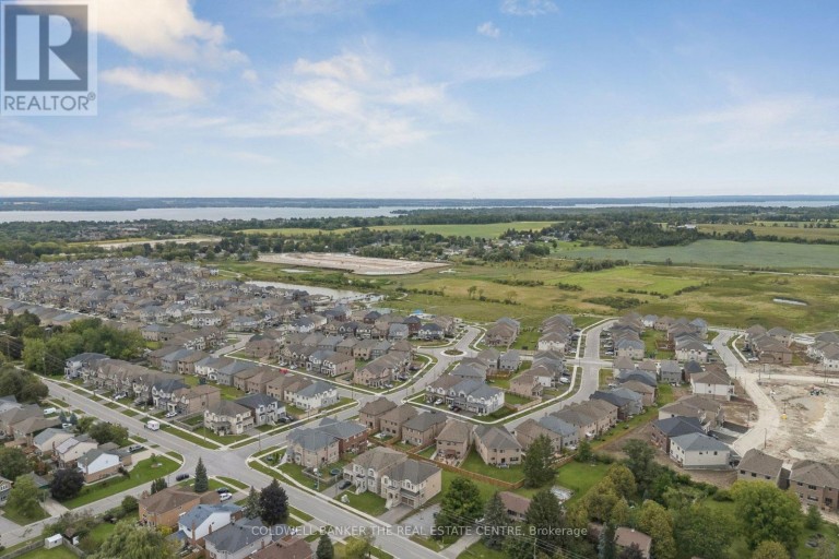 92 CHURCH STREET, Georgina (Keswick North), Ontario, L4P0J4