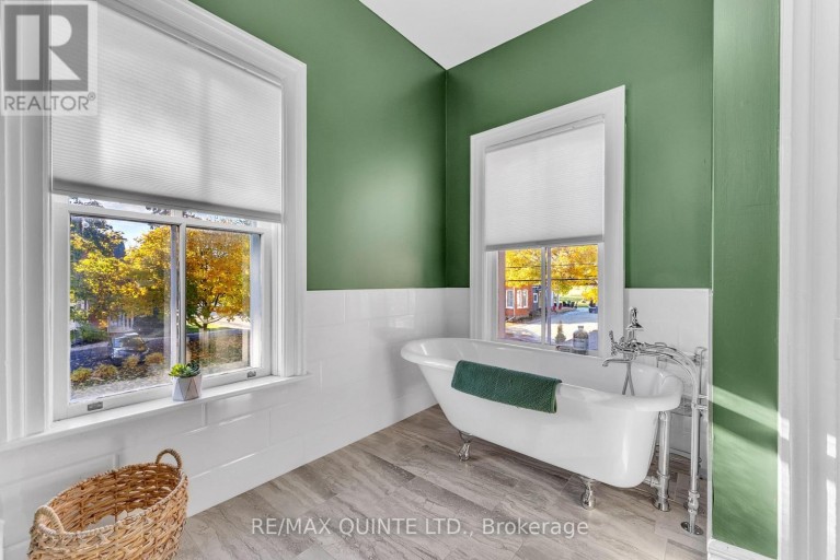 349 MAIN STREET, Prince Edward County (Bloomfield Ward), Ontario, K0K1G0
