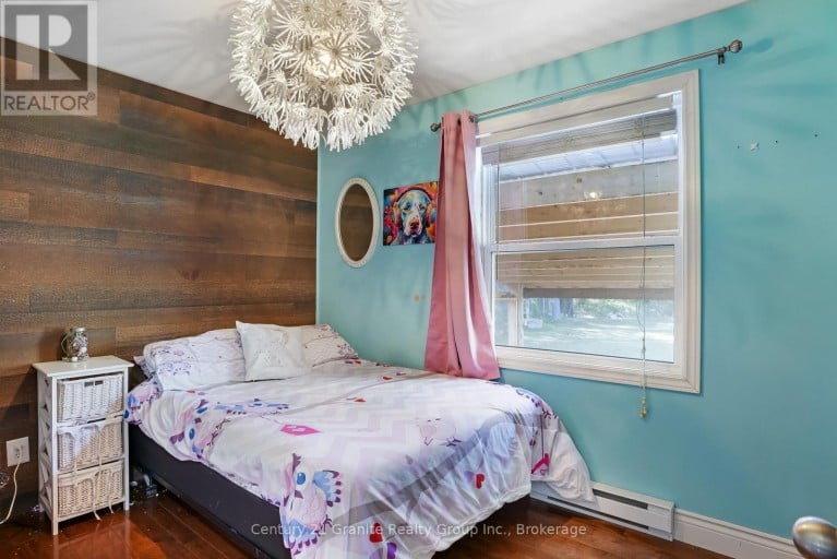 528 SOUTH BAPTISTE LAKE ROAD, Hastings Highlands (Herschel Ward), Ontario, K0L1C0