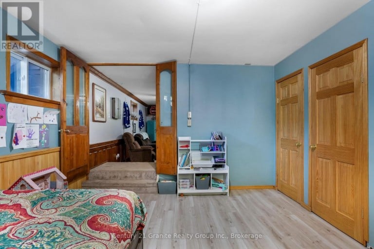528 SOUTH BAPTISTE LAKE ROAD, Hastings Highlands (Herschel Ward), Ontario, K0L1C0
