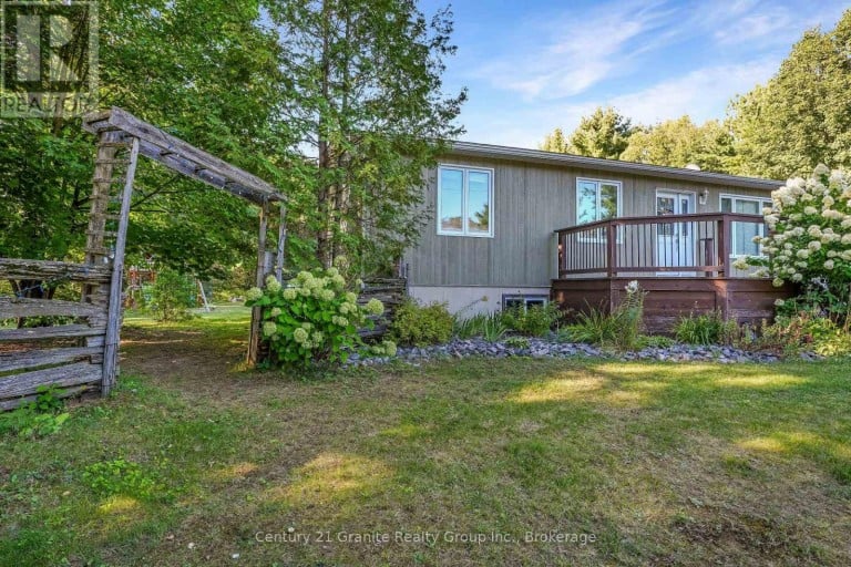 528 SOUTH BAPTISTE LAKE ROAD, Hastings Highlands (Herschel Ward), Ontario, K0L1C0