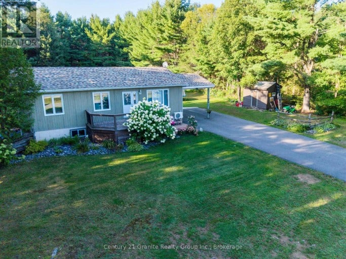 528 SOUTH BAPTISTE LAKE ROAD, Hastings Highlands (Herschel Ward), Ontario, K0L1C0