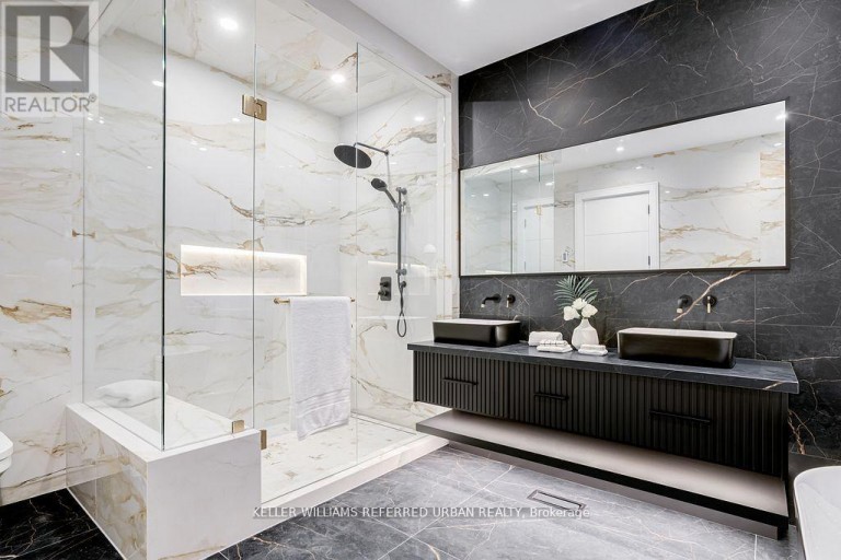 33 TWELFTH STREET, Toronto (New Toronto), Ontario, M8V3G8