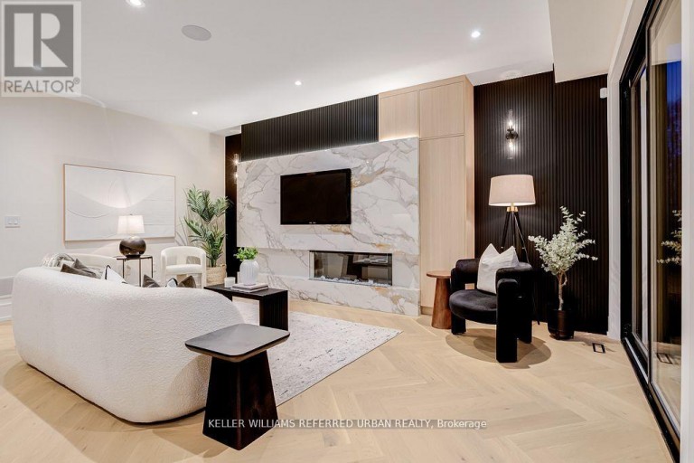 33 TWELFTH STREET, Toronto (New Toronto), Ontario, M8V3G8
